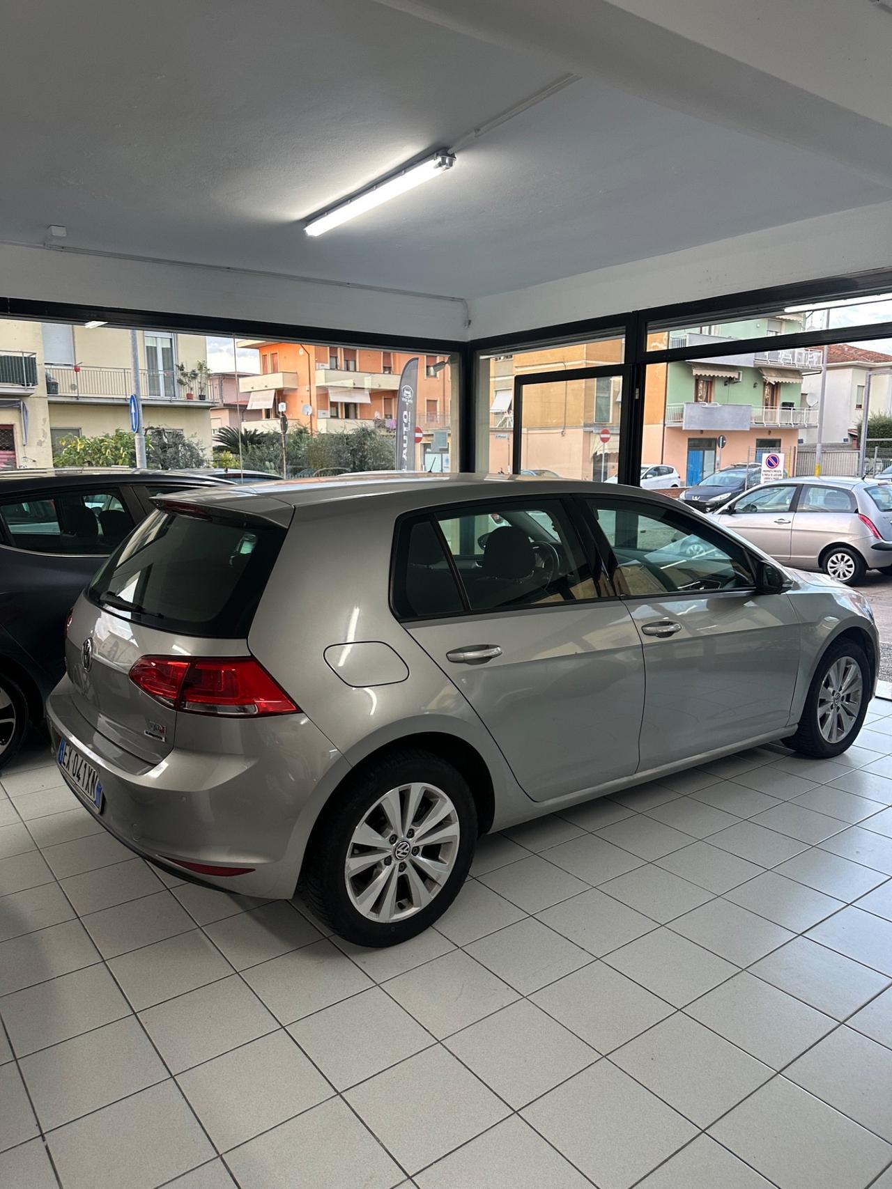 Volkswagen Golf Business 1.6 TDI 5p. Highline BlueMotion Technology