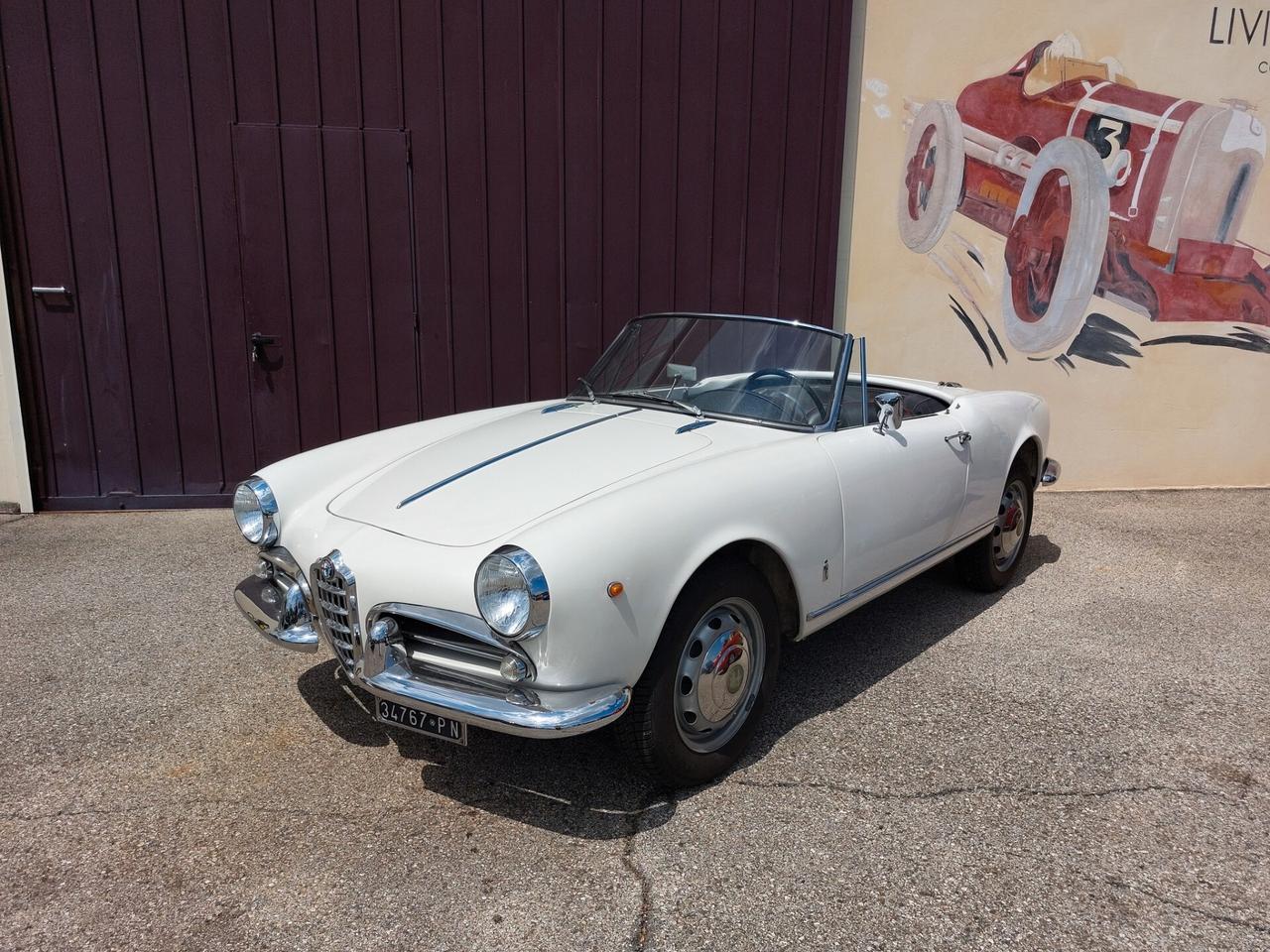 Alfa Romeo Giulietta Spider 1300 del 1960 (la seconda serie)