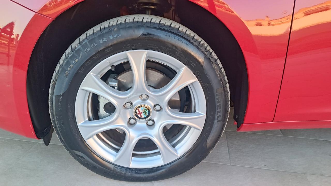 Alfa Romeo Giulietta 1.6 JTDm pari al nuovo 25000km