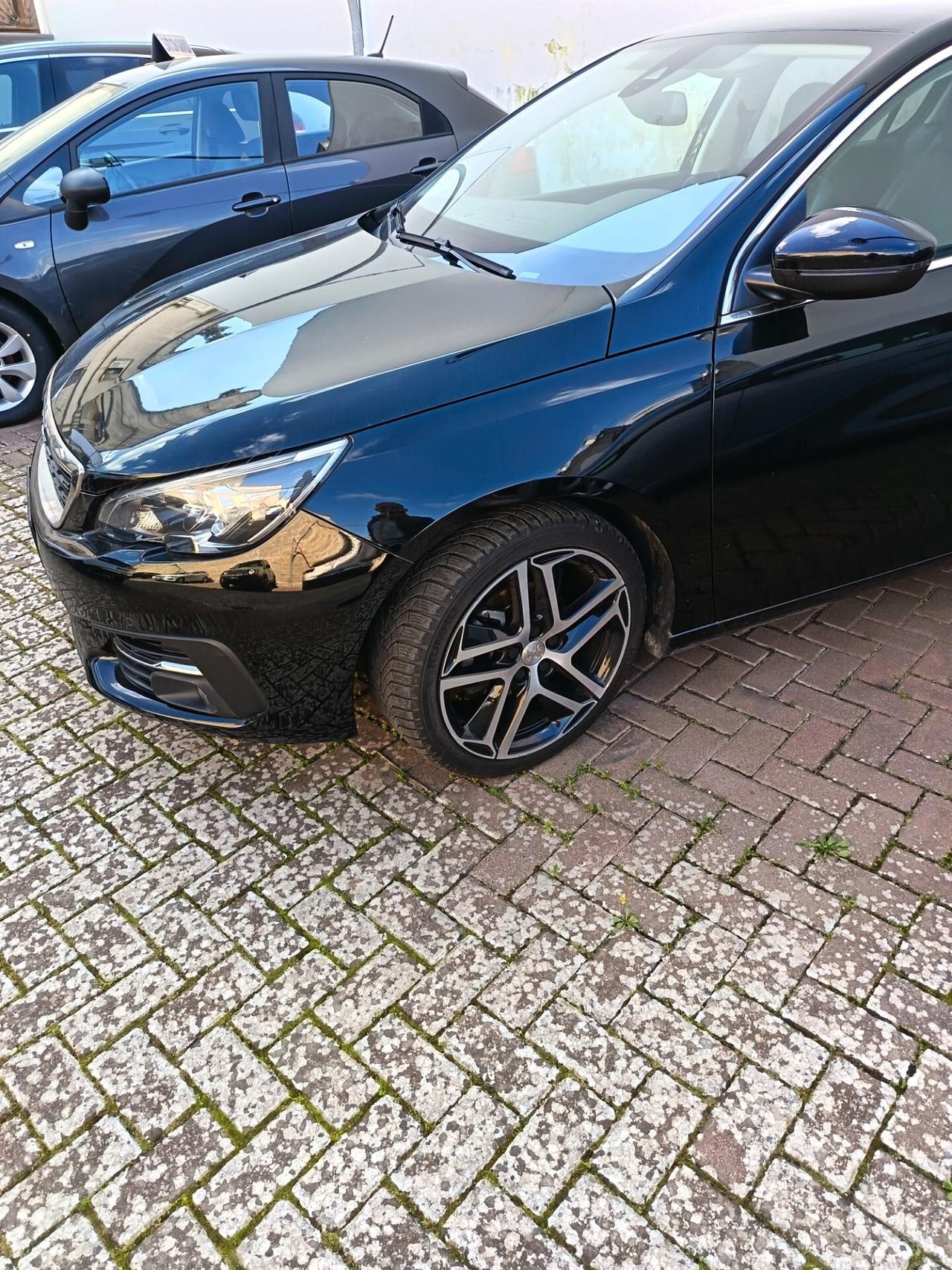 Peugeot 308 BlueHDi 120 S&S EAT6 GT Line