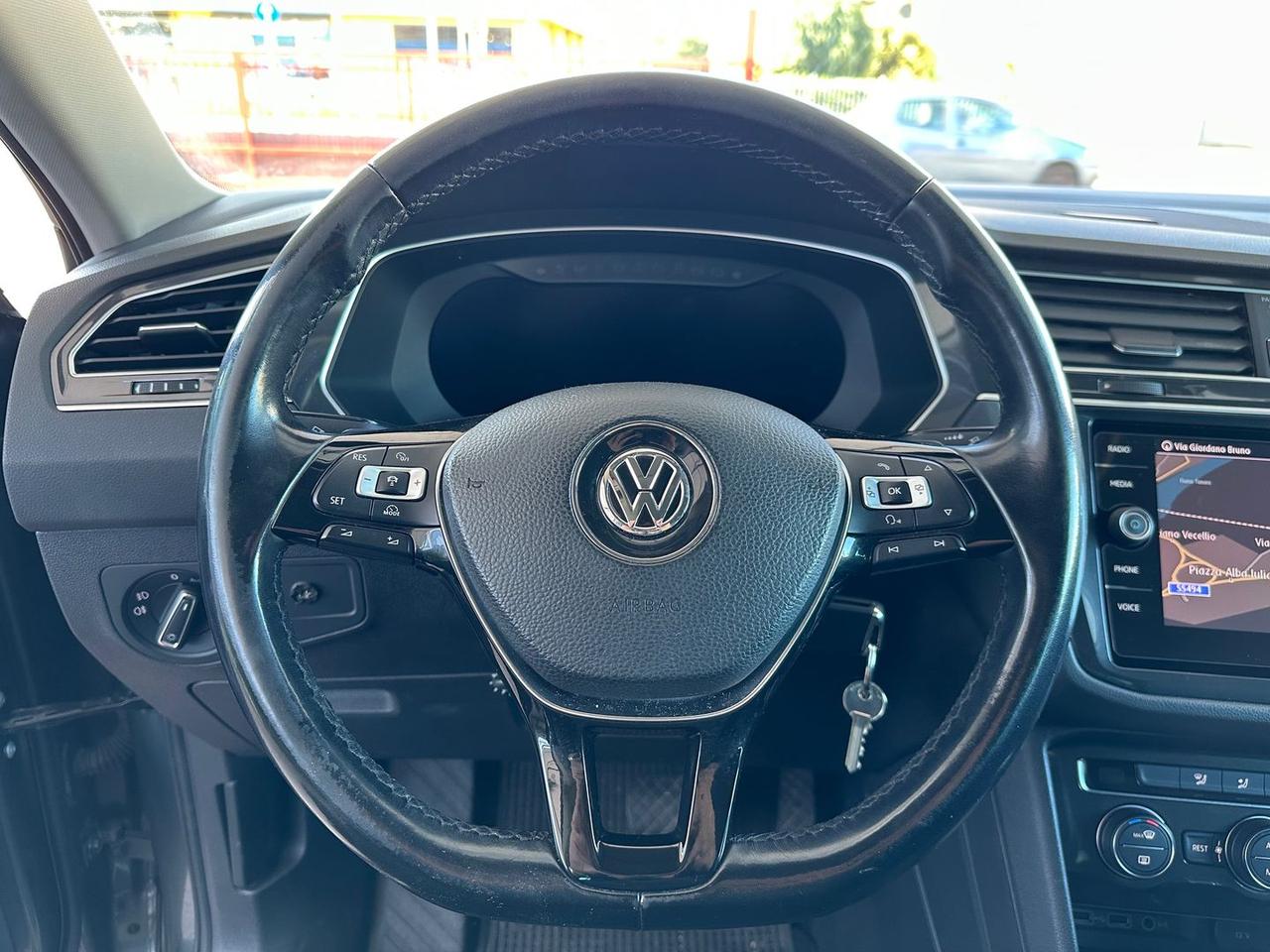 Volkswagen Tiguan Business 2.0 TDI #7045