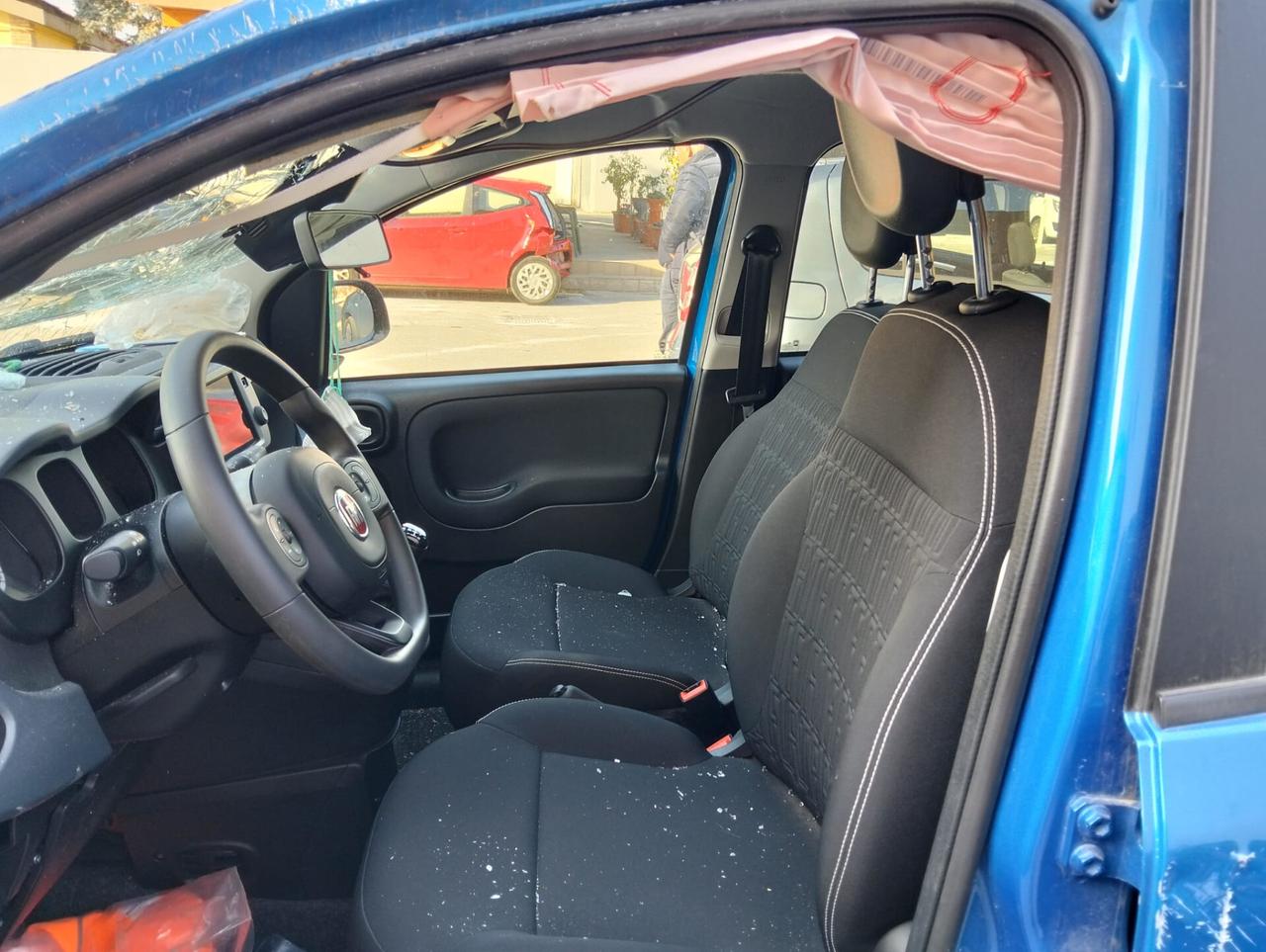 Fiat Panda 1.0 Hybrid City Cross 2023 Sinistrata