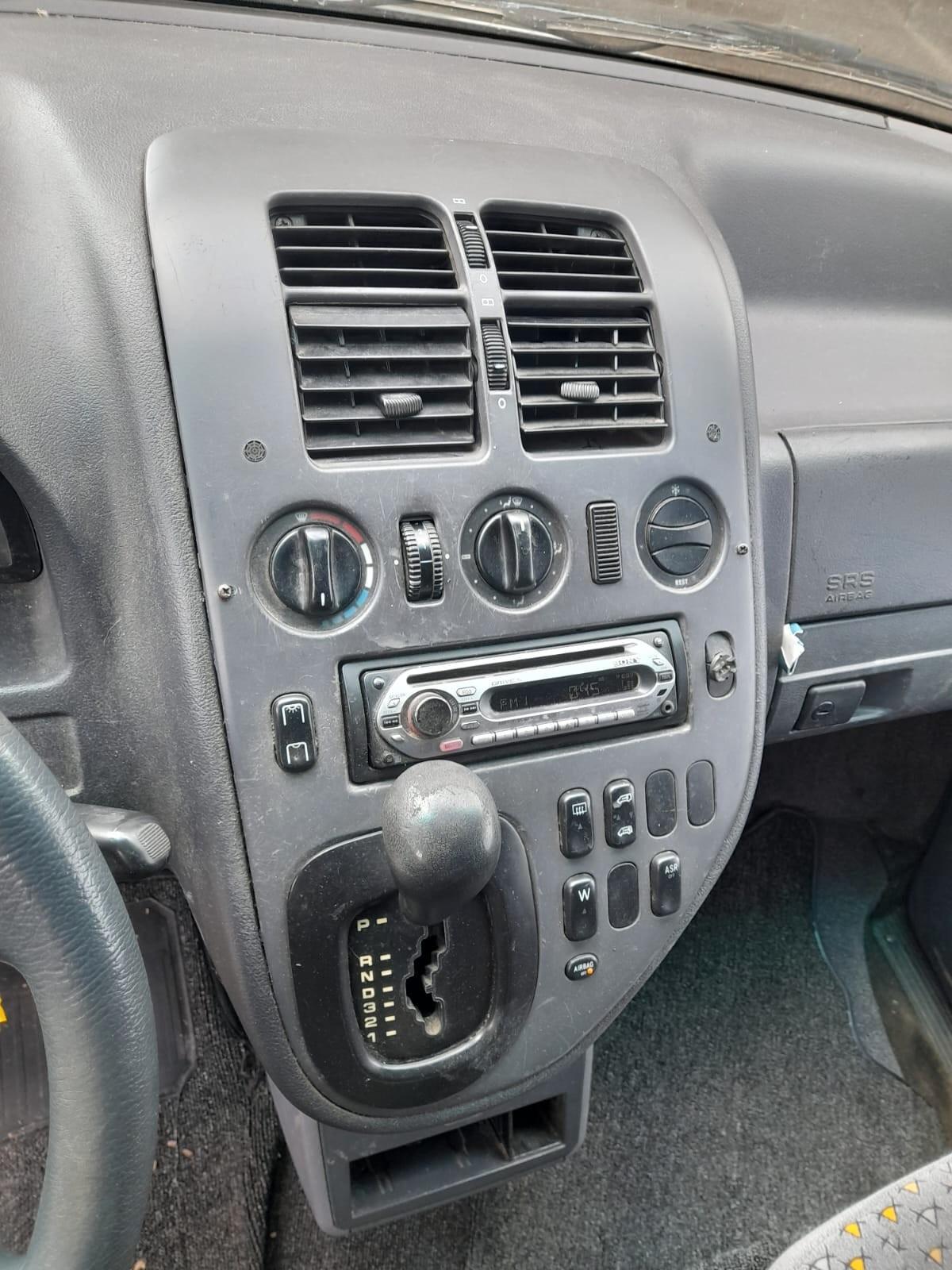Mercedes-benz V 220 CDI cat Ambiente