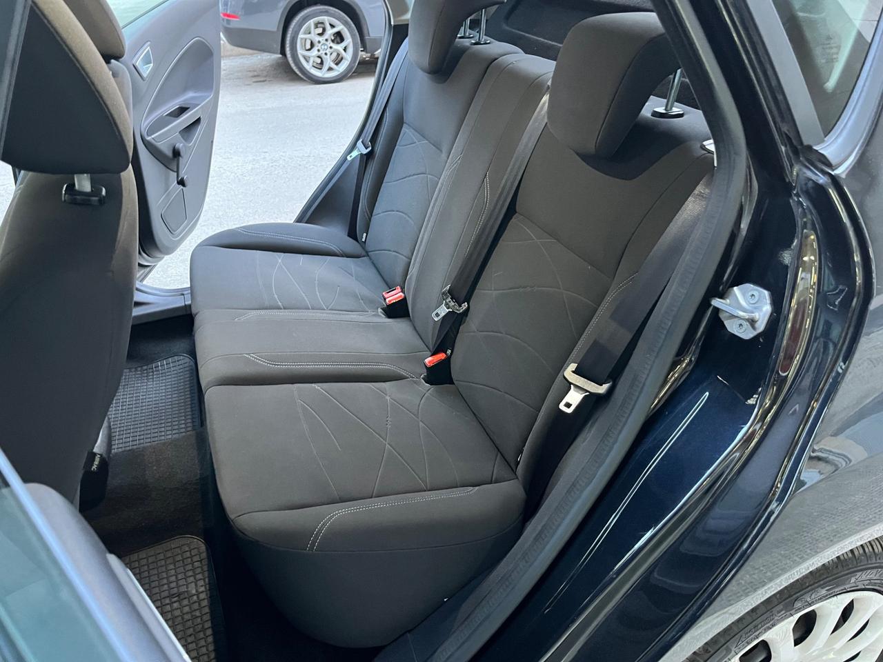 Ford Fiesta 1.5 TDCi 75CV 5 porte Business