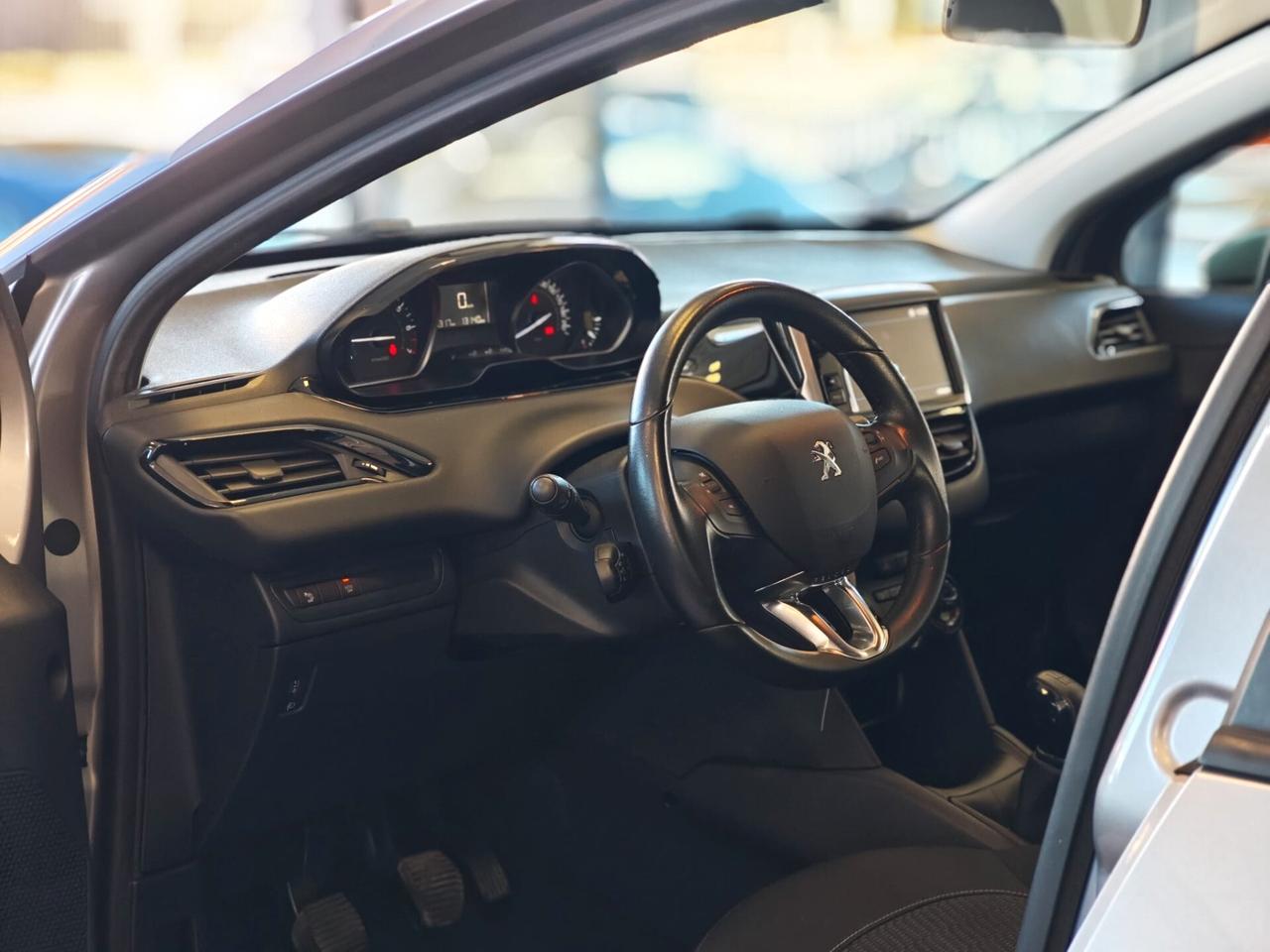 Peugeot 208 I 2015 5p 1.2 puretech Allure s