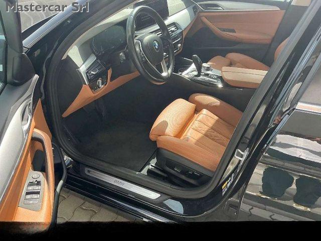 BMW 530 Serie 5 G30 Berlina LCI 530e Business auto - GM283