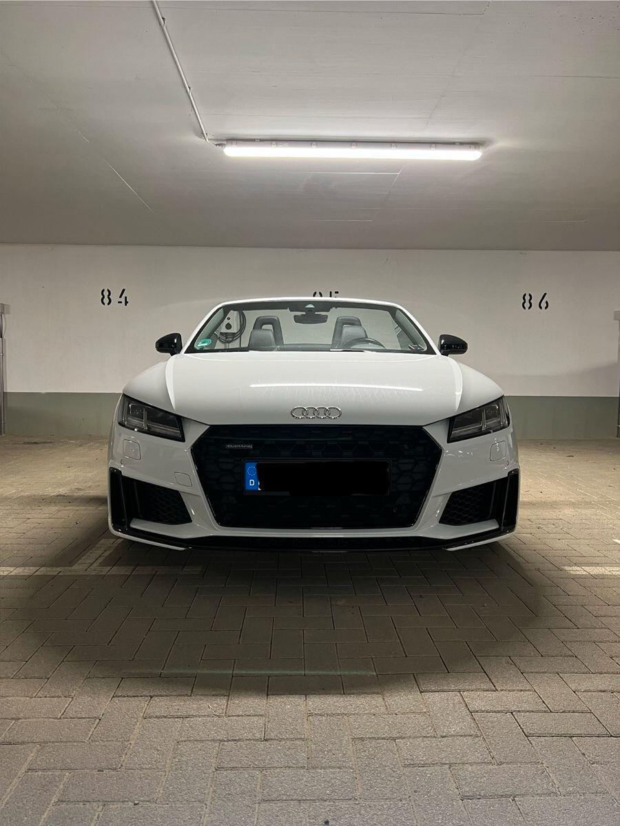 Audi TT Roadster 45 TFSI quattro S tronic PELLE - 20"