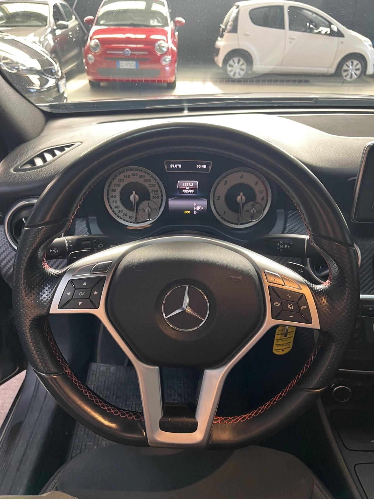 Mercedes-Benz Classe A 180 d (2014) – Stile Premium e Consumi da Primato!