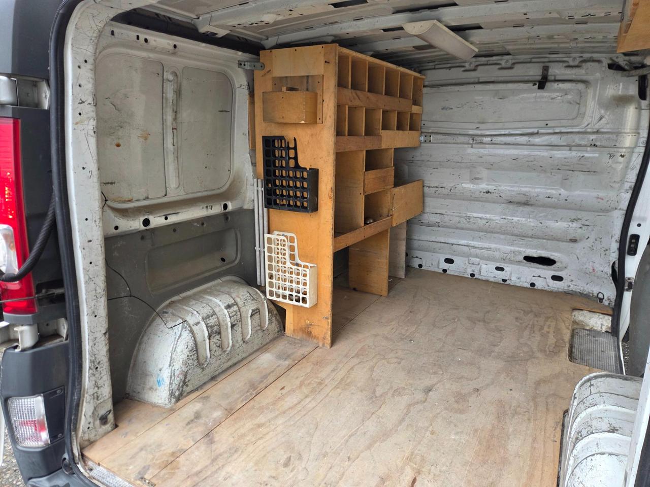 RENAULT Trafic T27 2.0 dci 115cv L1H1 +IVA