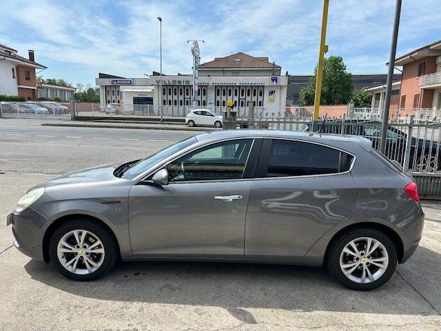 ALFA ROMEO Giulietta 1.6 JTDm-2 105 CV Distinctive