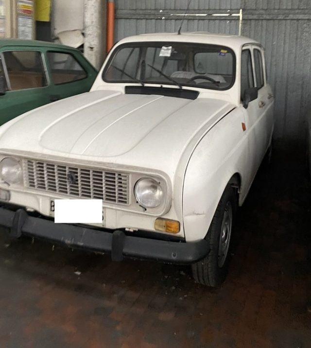 RENAULT R 4 RENAULT 4