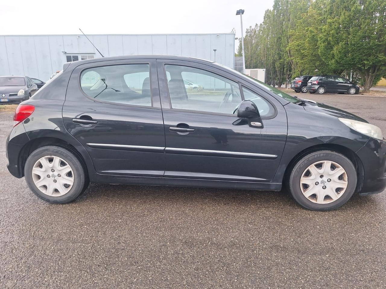 Peugeot 207 Plus 1.4 8V 75CV 5p. ECO GPL