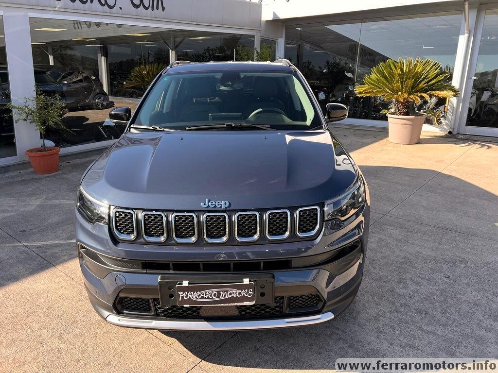 Jeep Compass Limited a soli 219 euro al mese iva esposta