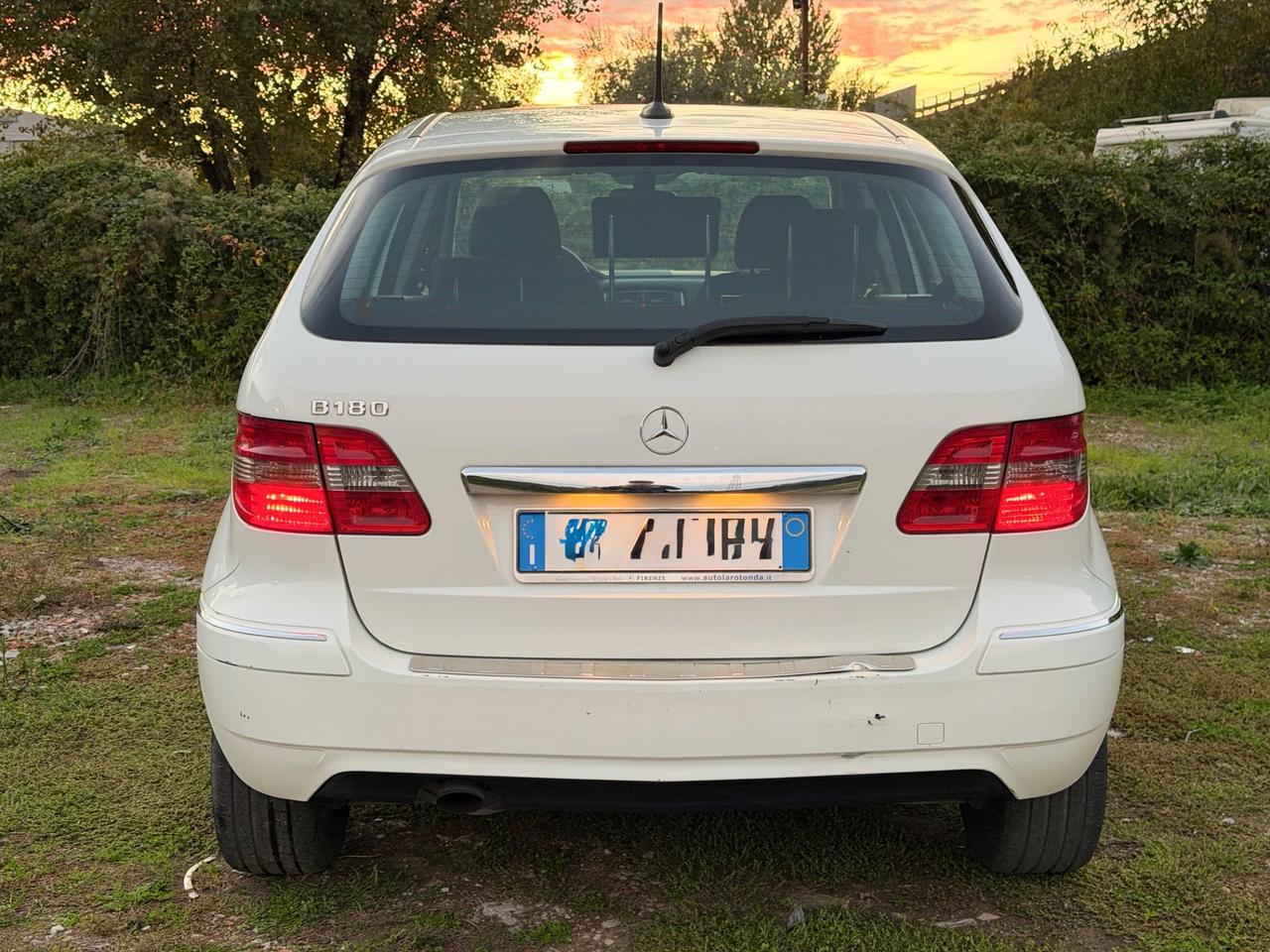 Mercedes-benz B 180 BlueEFFICIENCY Premium 2011