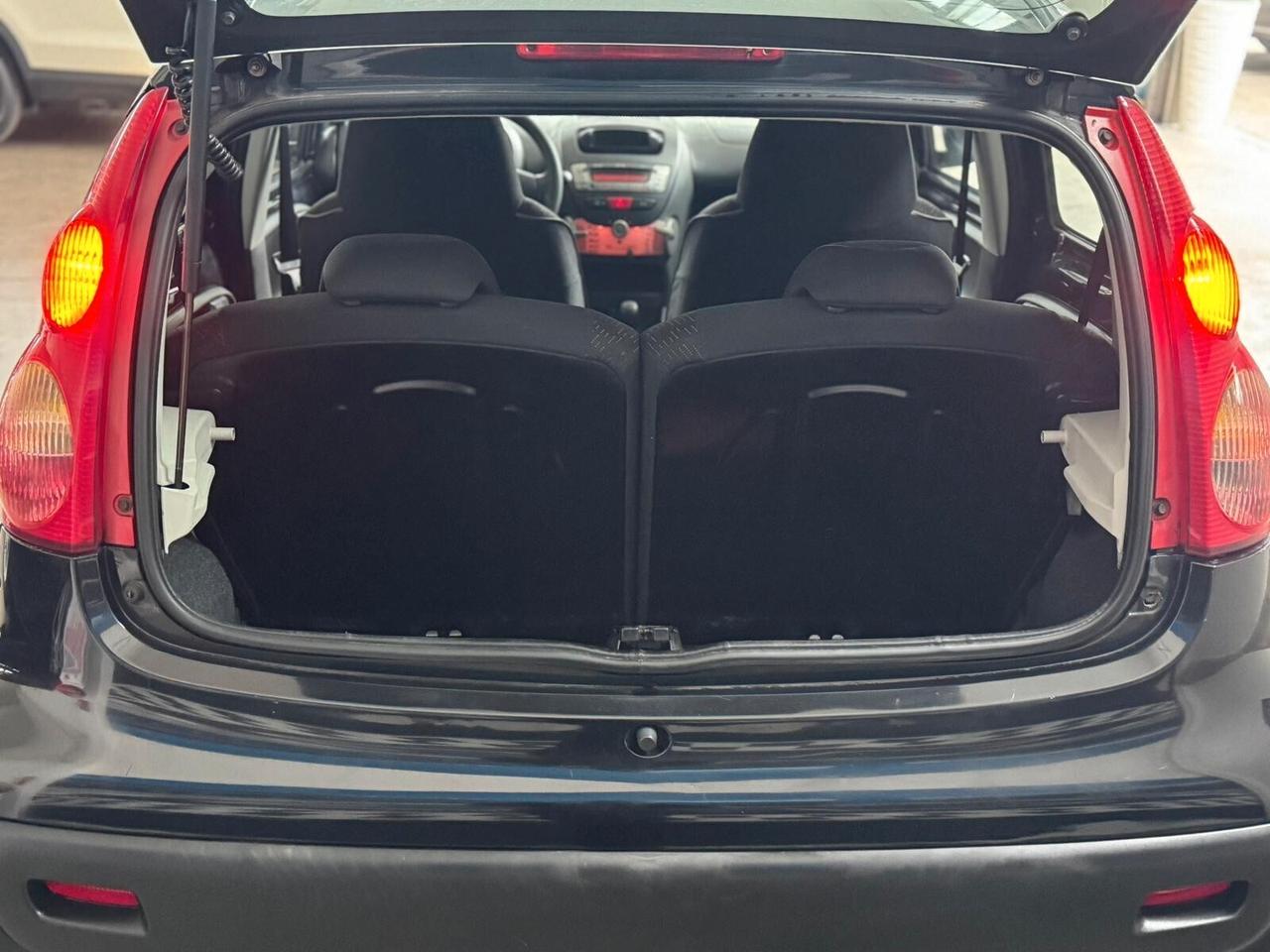 Peugeot 107 1.4 HDi 5p. Sweet Years