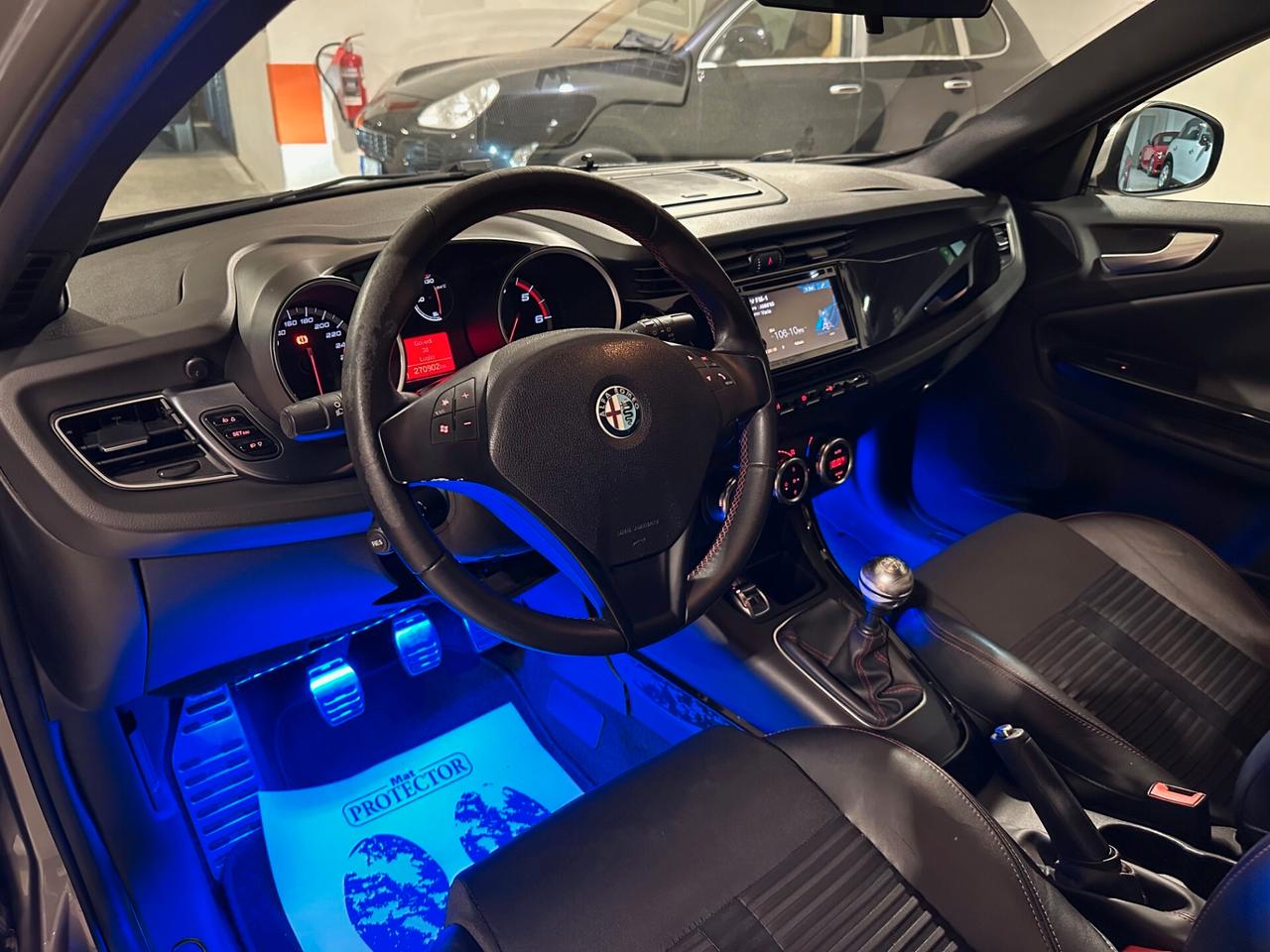 Alfa Romeo Giulietta 1.6 JTDm-2 105 CV Distinctive - CINGHIA FATTA