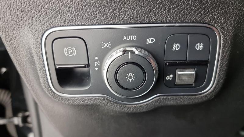 Mercedes-Benz Classe GLB 180 d Automatic Business Extra 7 posti