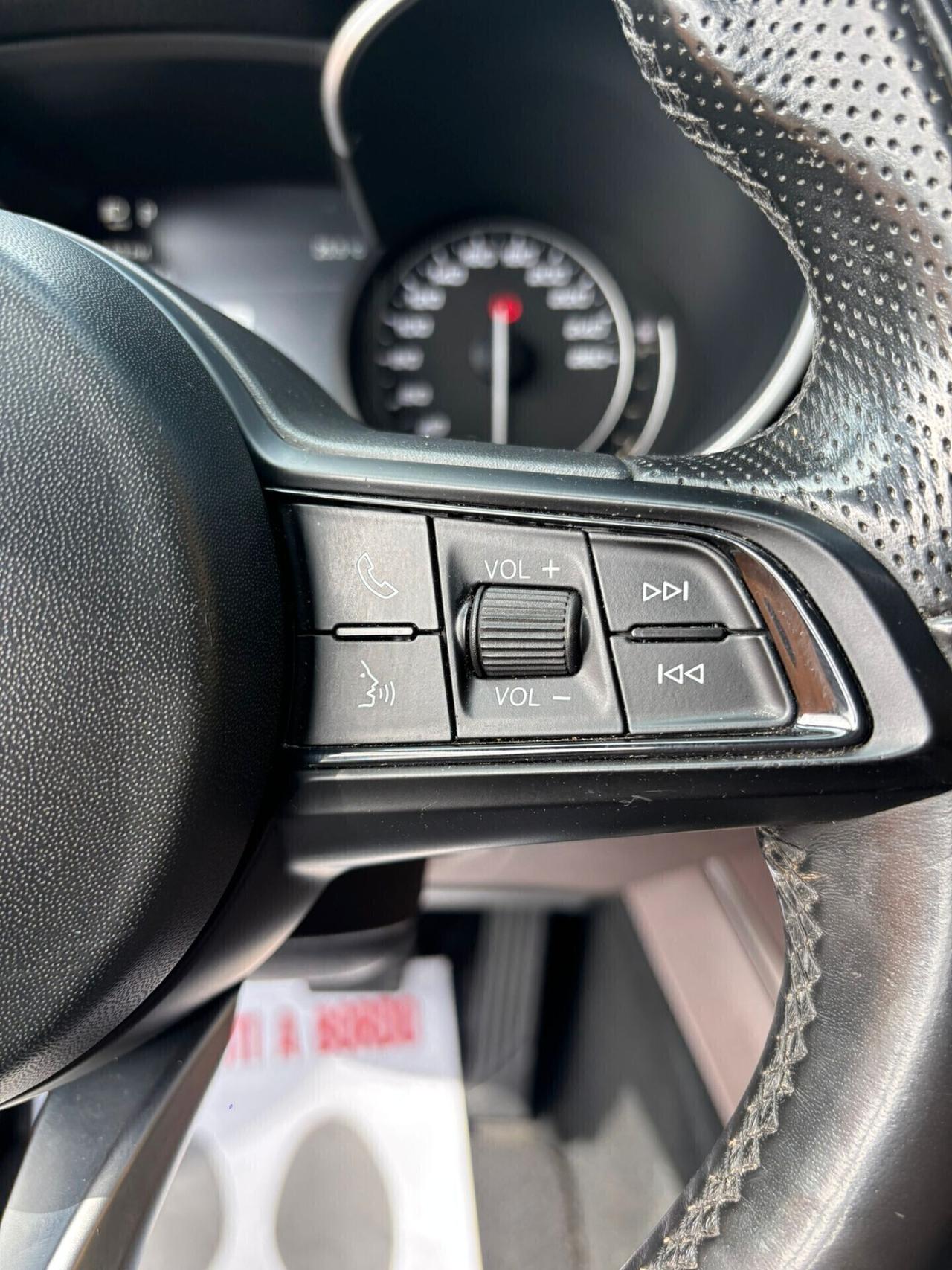 Alfa Romeo Stelvio 2.2 Turbodiesel 190 CV AT8 Q4 super//