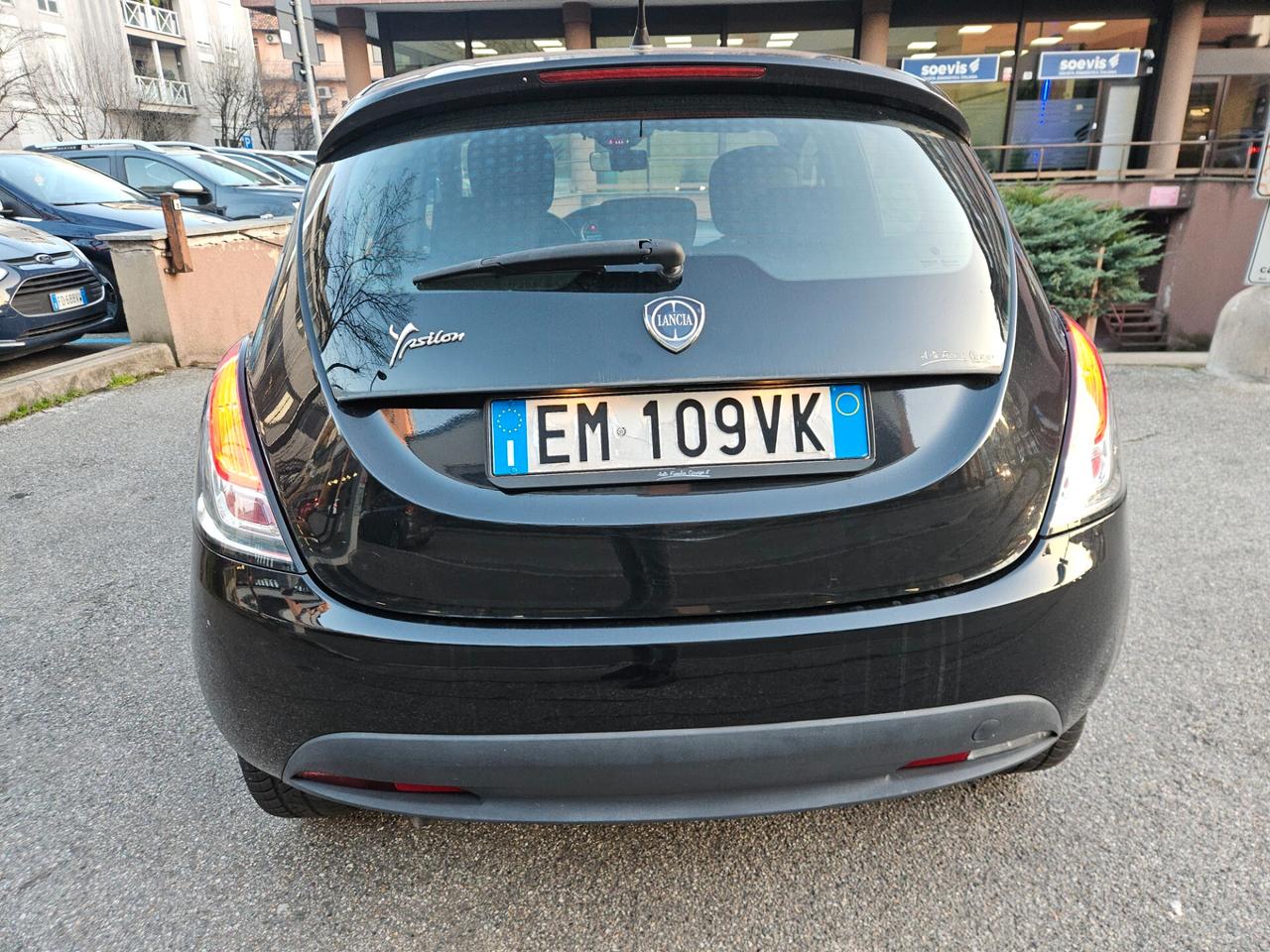 Lancia Ypsilon 1.2 69 CV Unyca