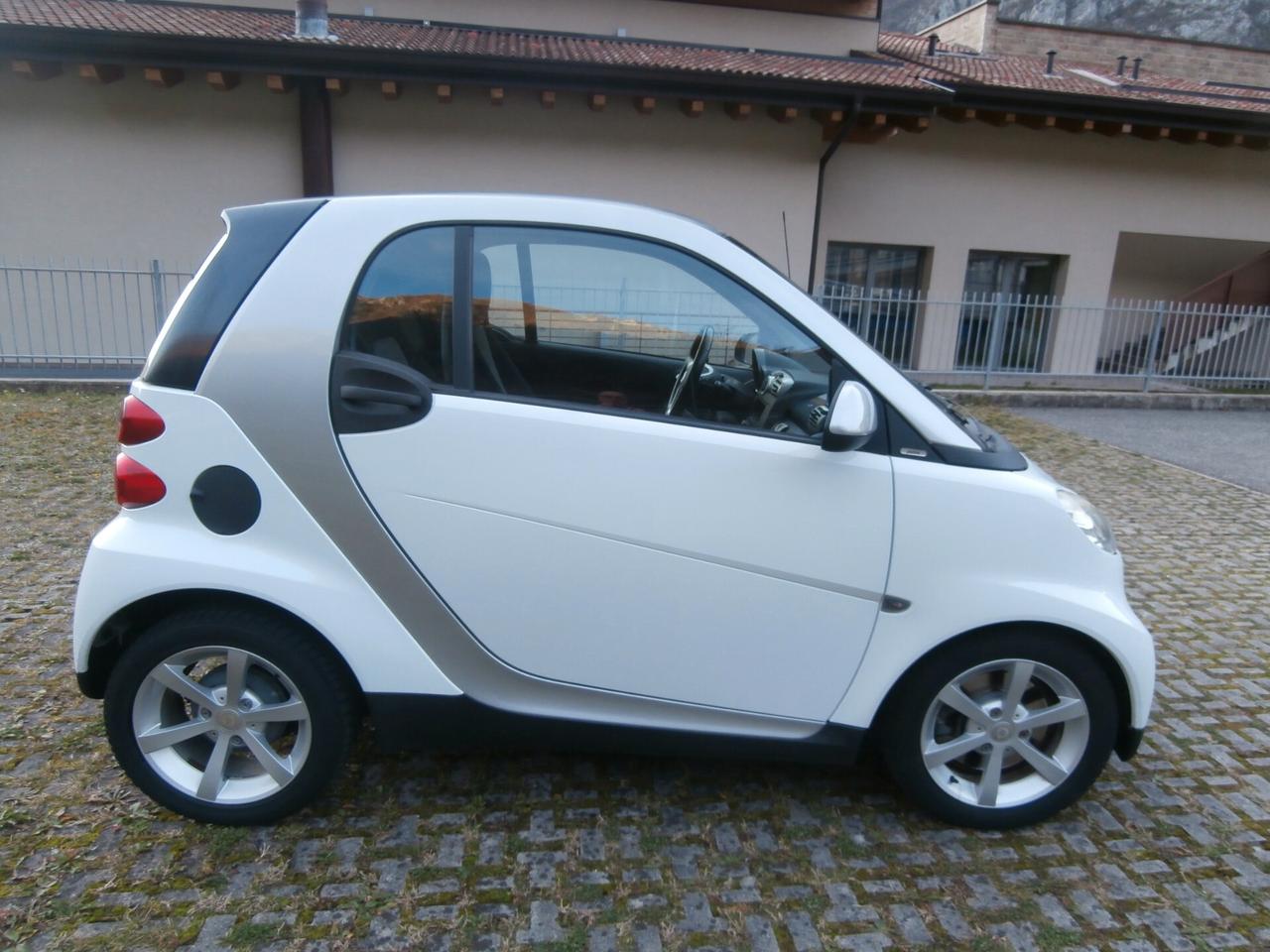 Smart ForTwo 1000 52 kW coupé pulse