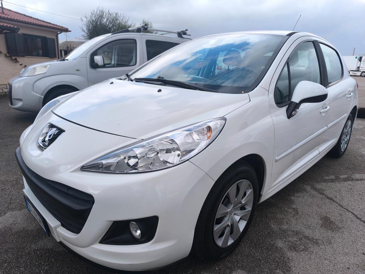 Peugeot 207 Plus 1.4 8V 75CV 5p. ECO GPL