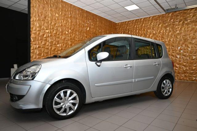 RENAULT Grand Modus 1.5 dCi 75CV ATTRACTIVE SERVO CLIMA ABS FENDI FULL
