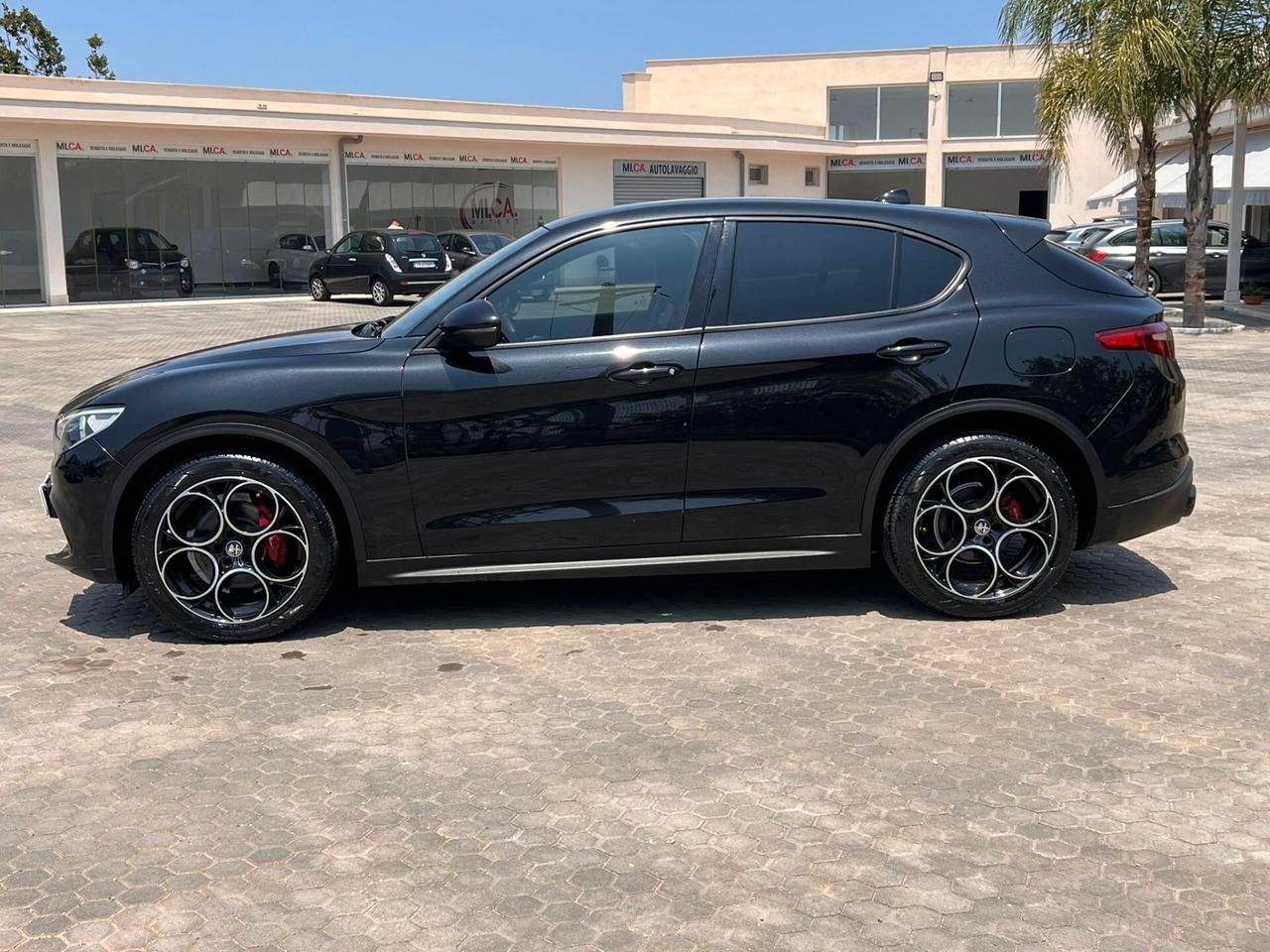 Alfa Romeo Stelvio 2.2 Turbodiesel 160 CV AT8 RWD Sport-Tech