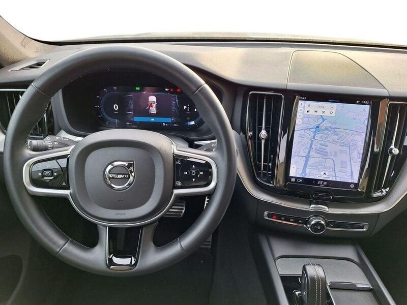 Volvo XC60 B4 197+14 CV AWD Automatica Mild Hybrid Diesel LED R-design