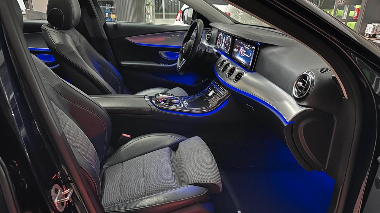 Mercedes-benz E 220 d 4Matic Auto Premium Plus AMG Line