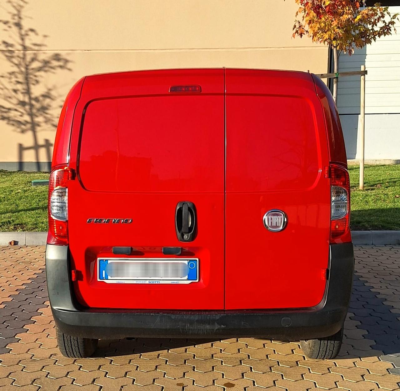 Fiat Fiorino 1.3 diesel MJT - 75CV - Tagliandato - PERFETTO