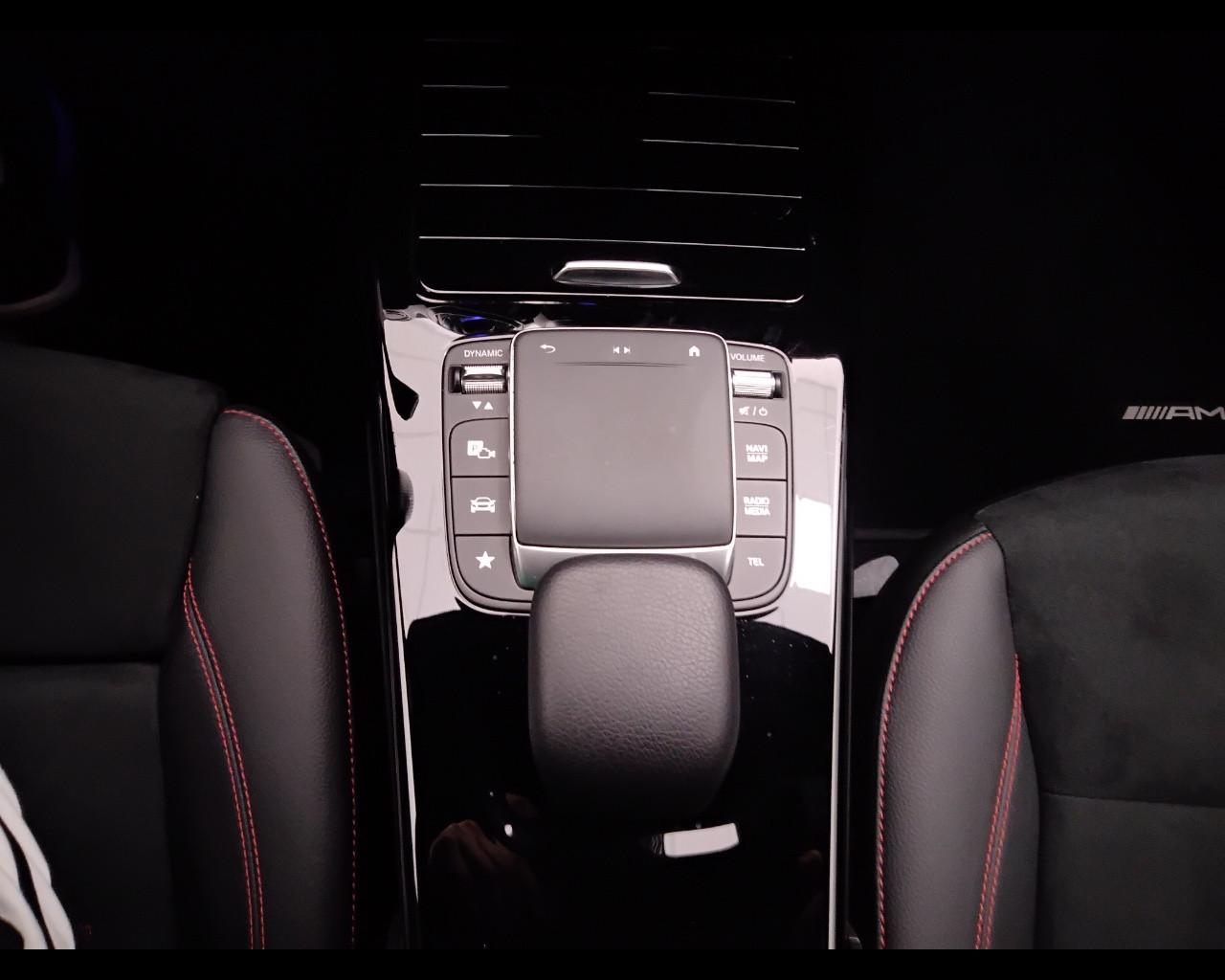 Mercedes-Benz CLA Sh.Brake - X118 - CLA Shooting Brake 200 d Premium auto