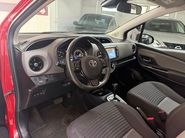 TOYOTA Yaris 1.5 Hybrid 5 porte Business