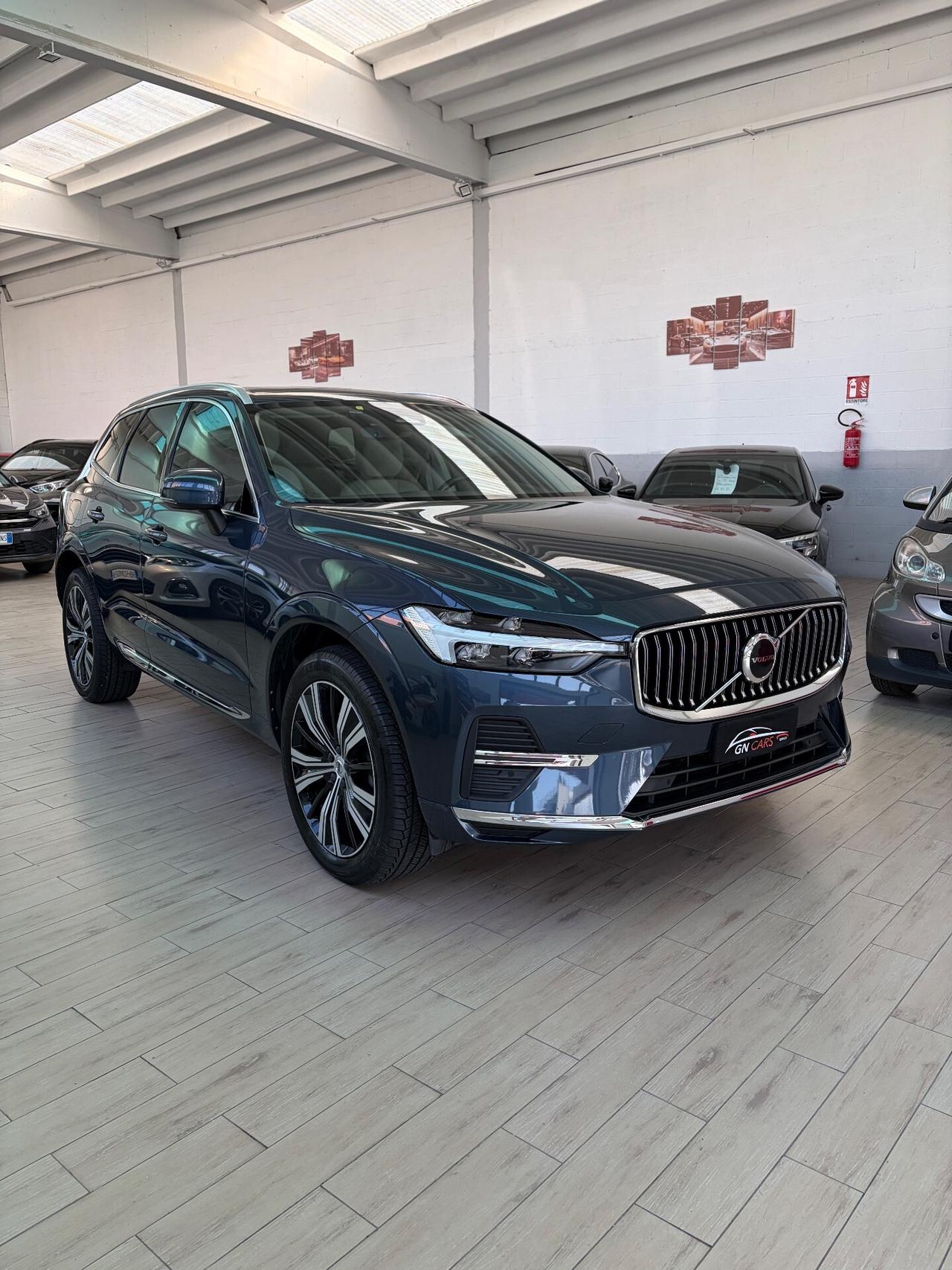 Volvo XC60 B4 (d) AWD automatico Plus Bright