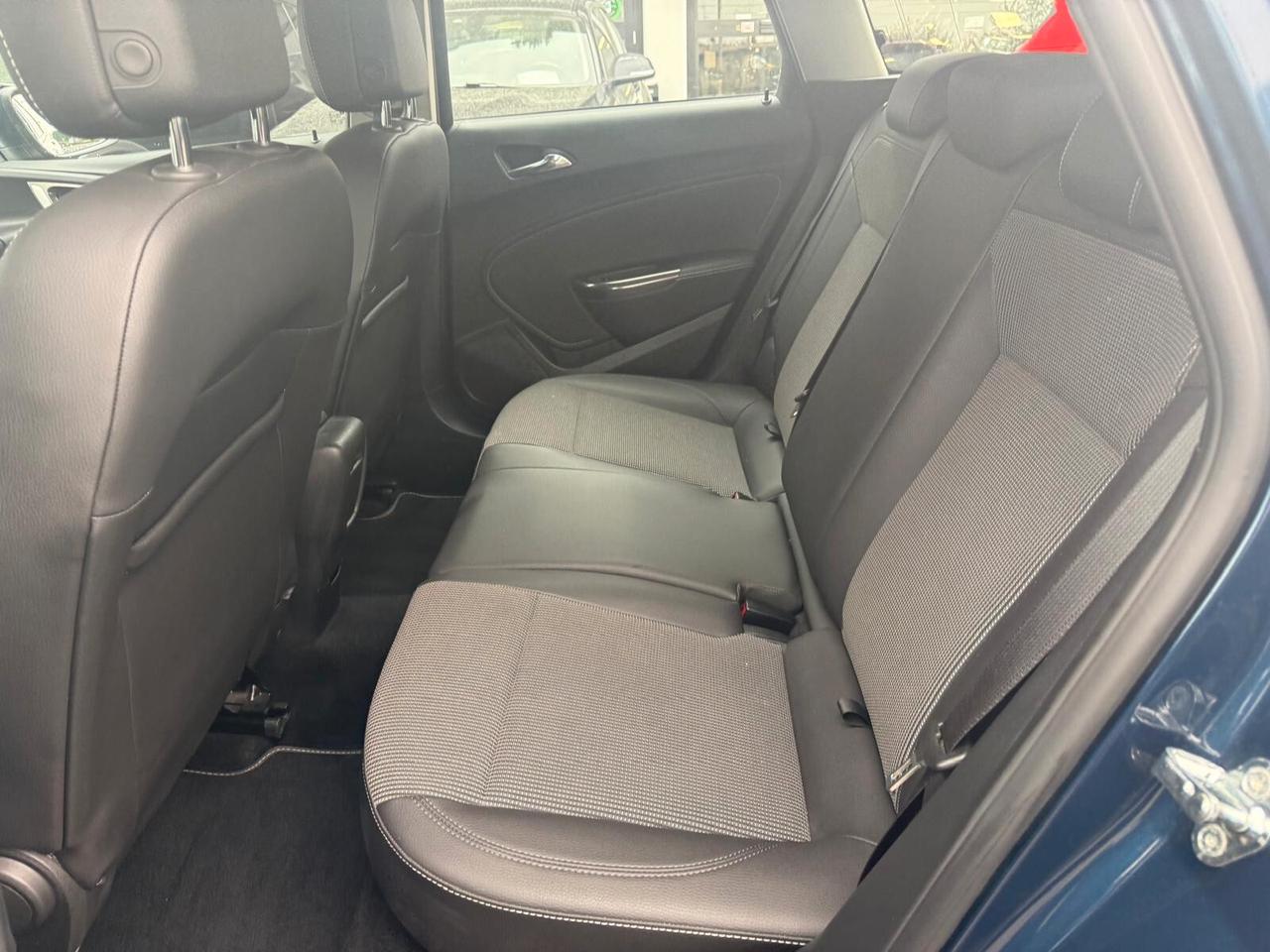 Opel Astra 1.4 Turbo 140CV Sports Tourer Cosmo