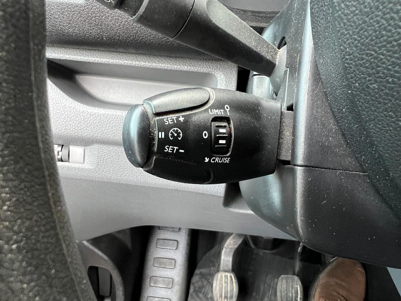 Opel Vivaro 2.0 Diesel 122CV PC-TN Furgone