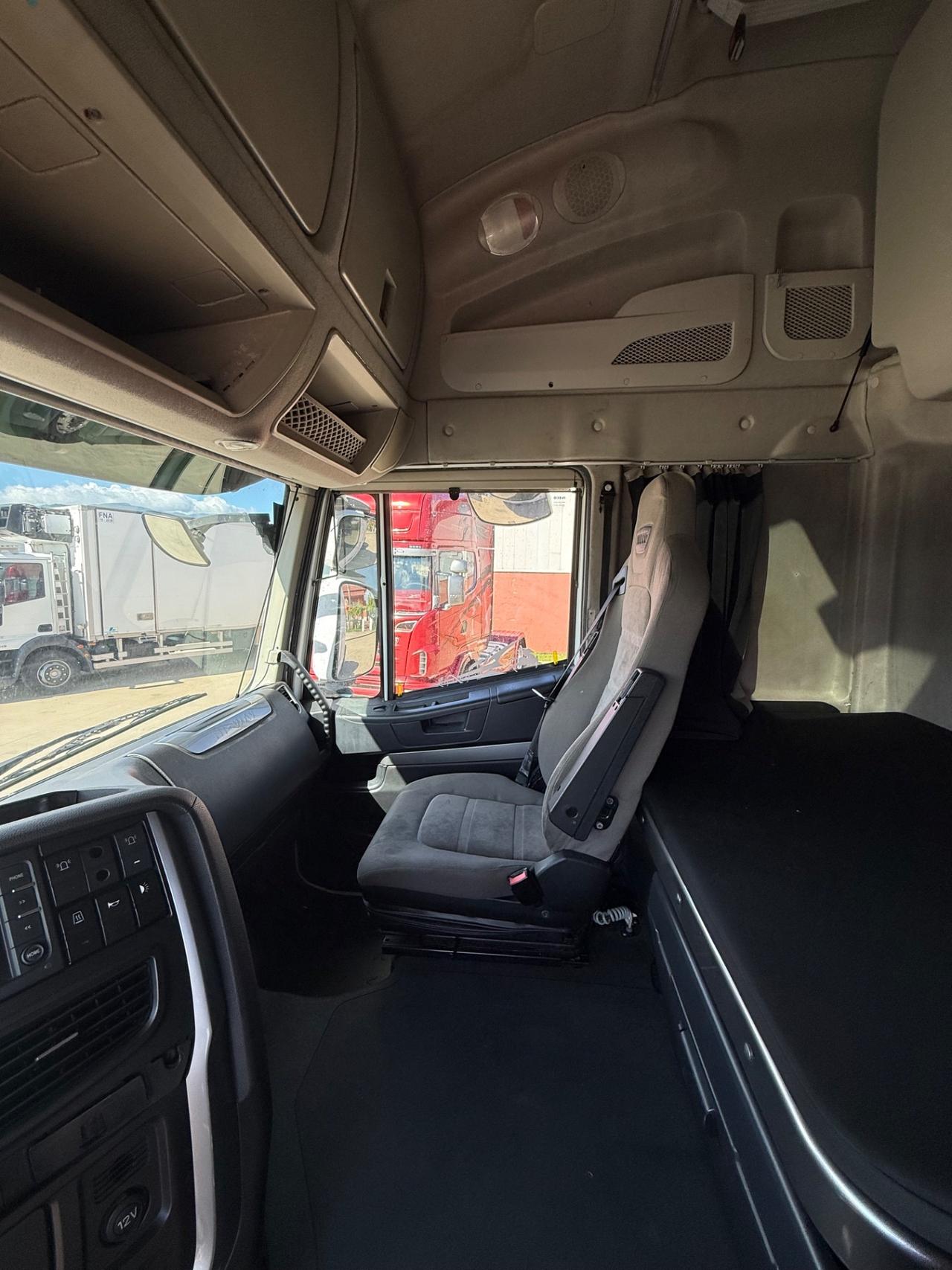Iveco 460