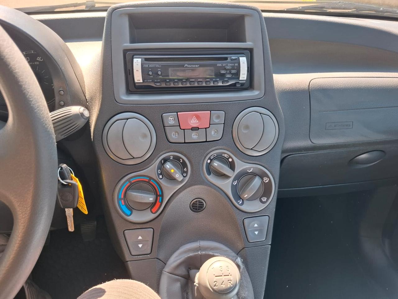 Fiat Panda 1.2 Dynamic SOLAMENTE 116.000 KM