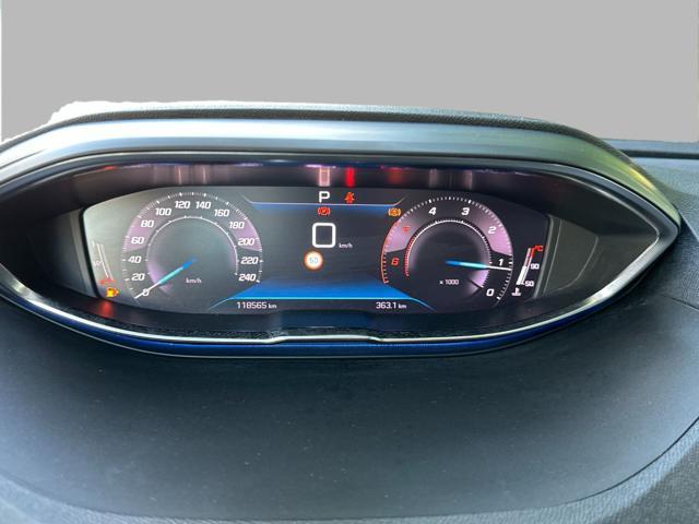 PEUGEOT 5008 BlueHDi 130 S&S EAT8 Active Business