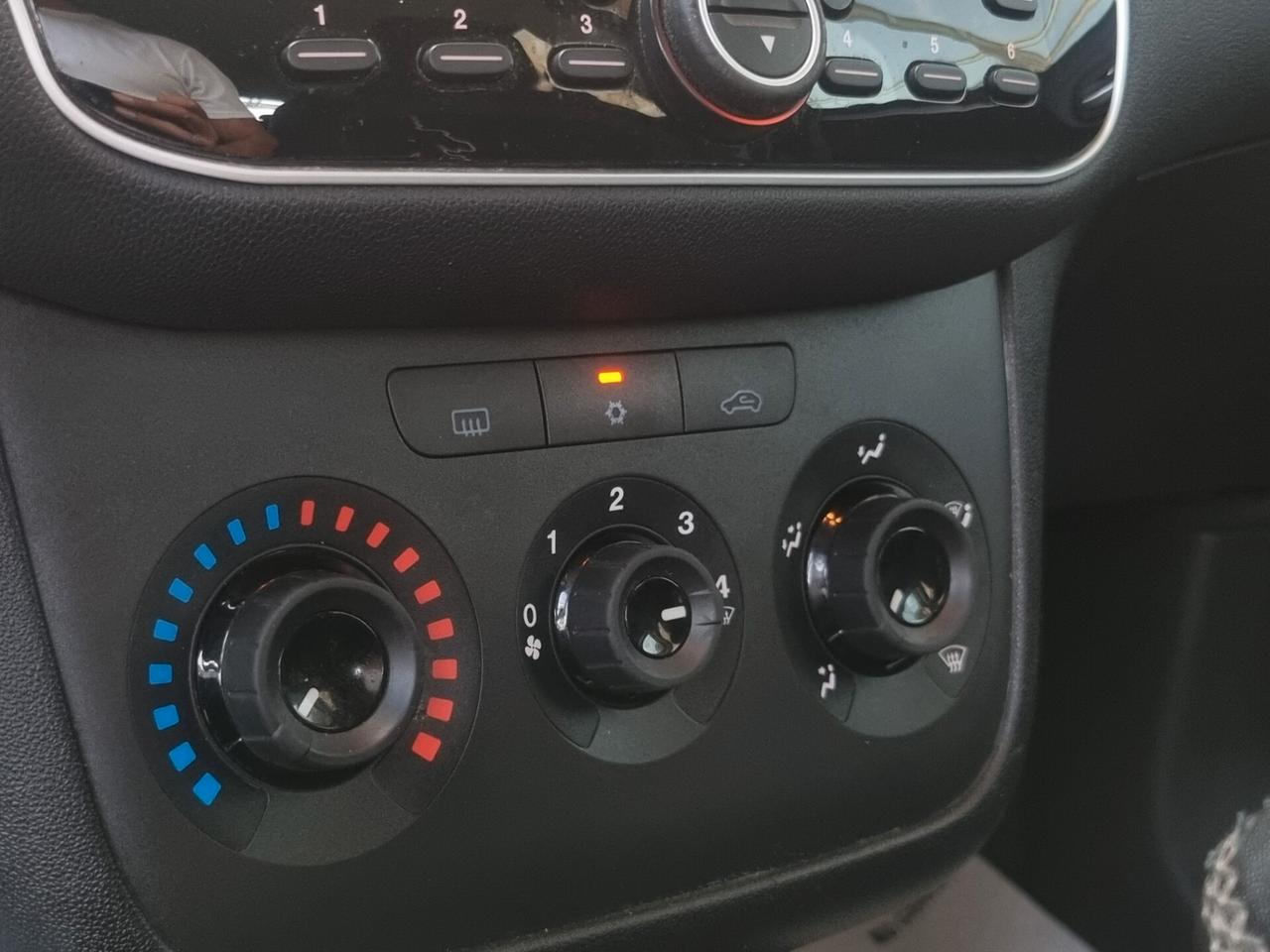 Fiat Punto 1.2 8V 5 porte Lounge 69cv