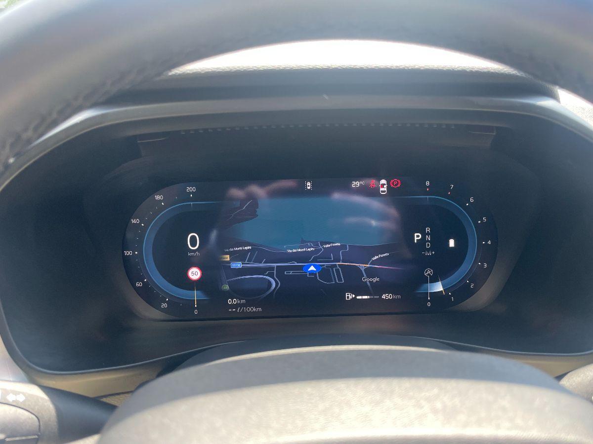 VOLVO - XC40 - B3 automatico Core