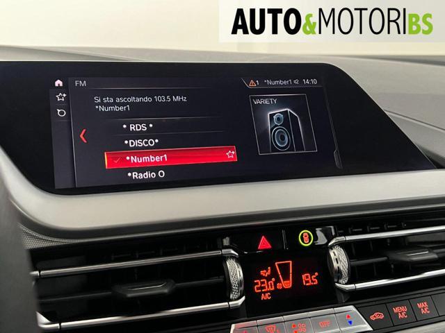BMW 118 i 5p. Advantage *BOOKSERVICE*