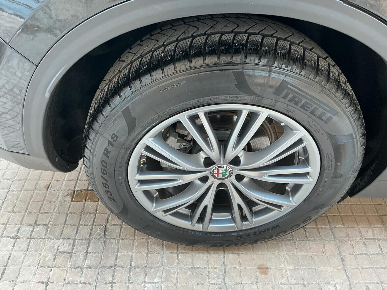Alfa Romeo Stelvio 2.2 Turbodiesel 190 CV AT8 Q4 Executive