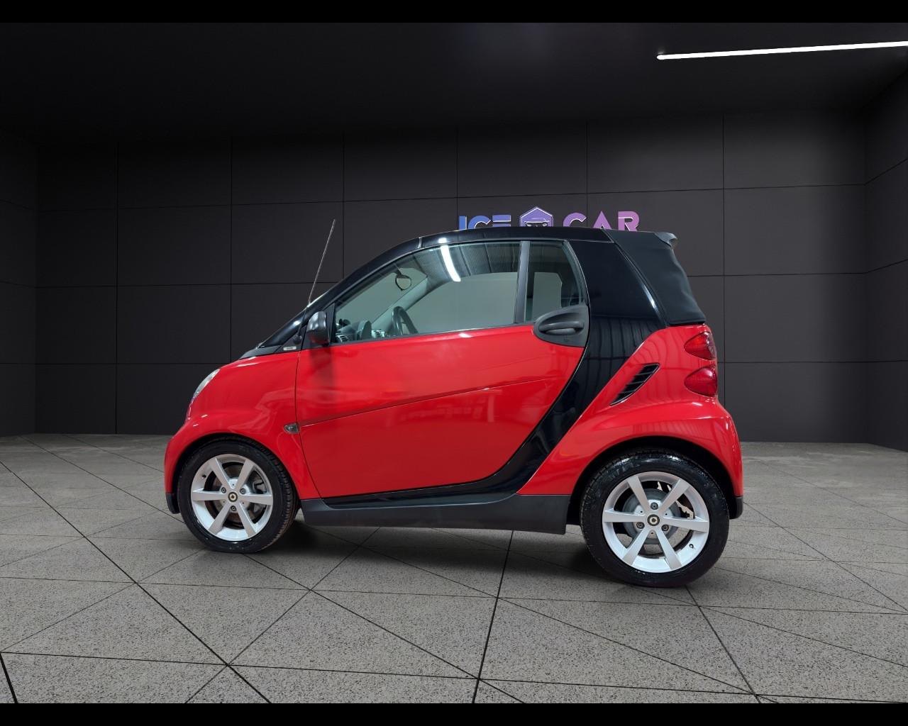 SMART fortwo 2ª serie - fortwo 1000 52 kW MHD cabrio pulse