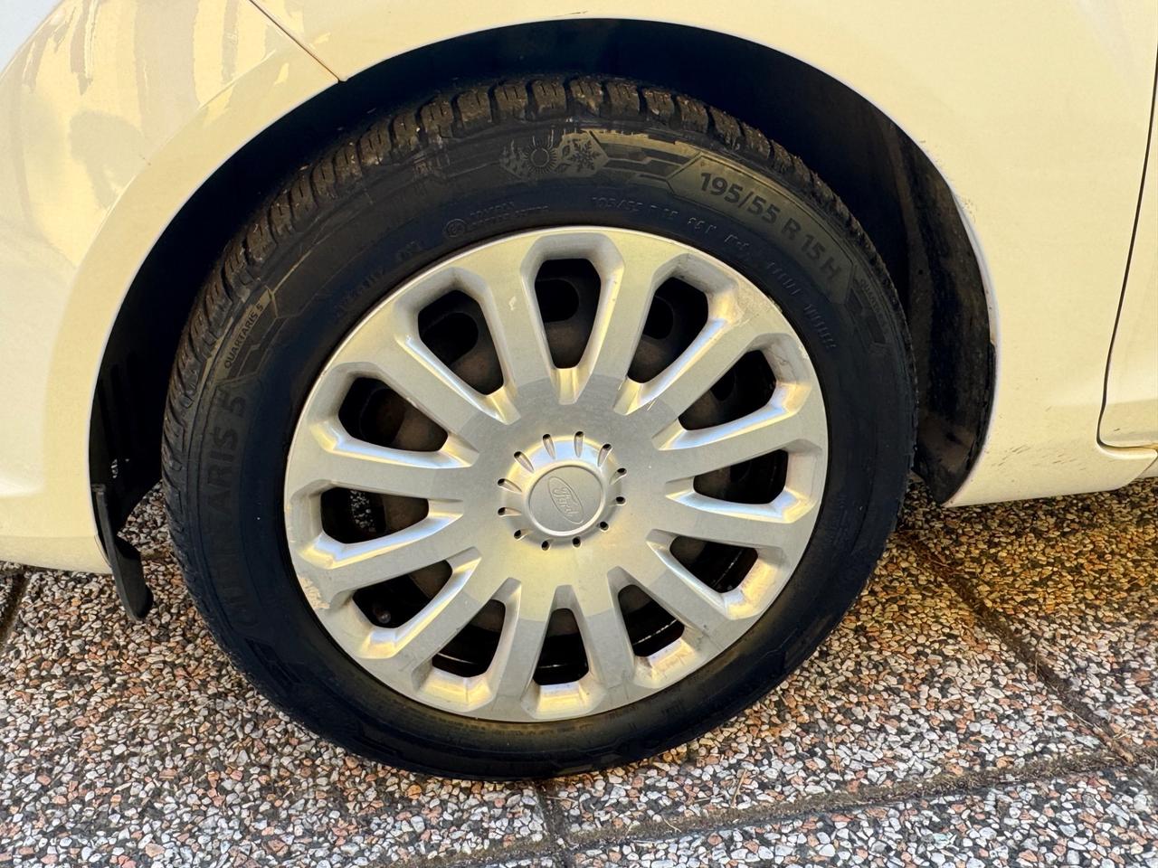 Ford Fiesta 1.5 TDCi 75CV 5 porte Business