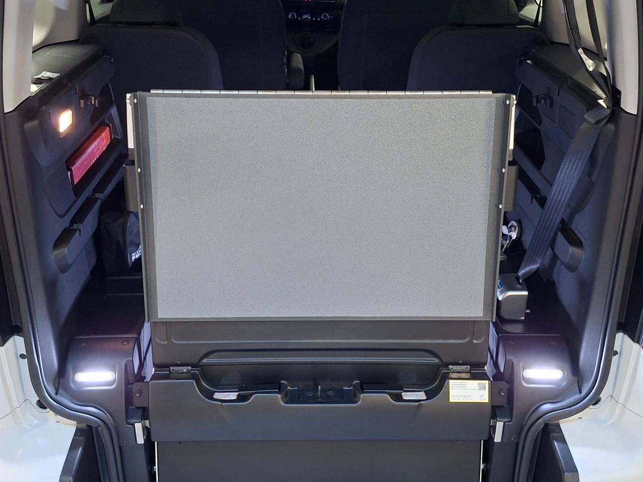 Toyota Proace City Verso 1.5D L1 Lounge TRASP. DISABILI