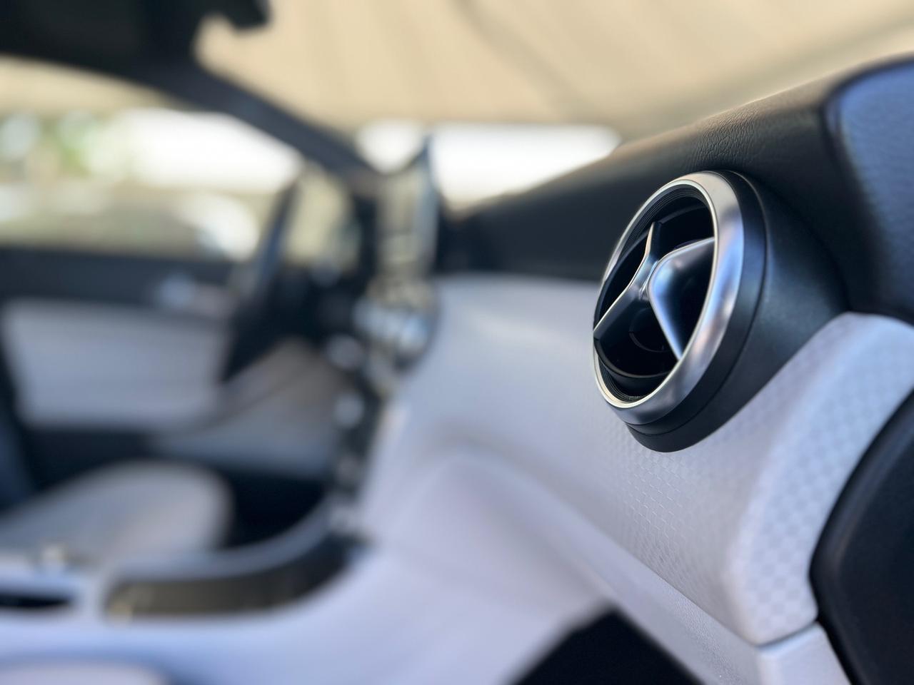 Mercedes-benz A 180 d Automatic Sport CRYSTAL GREY