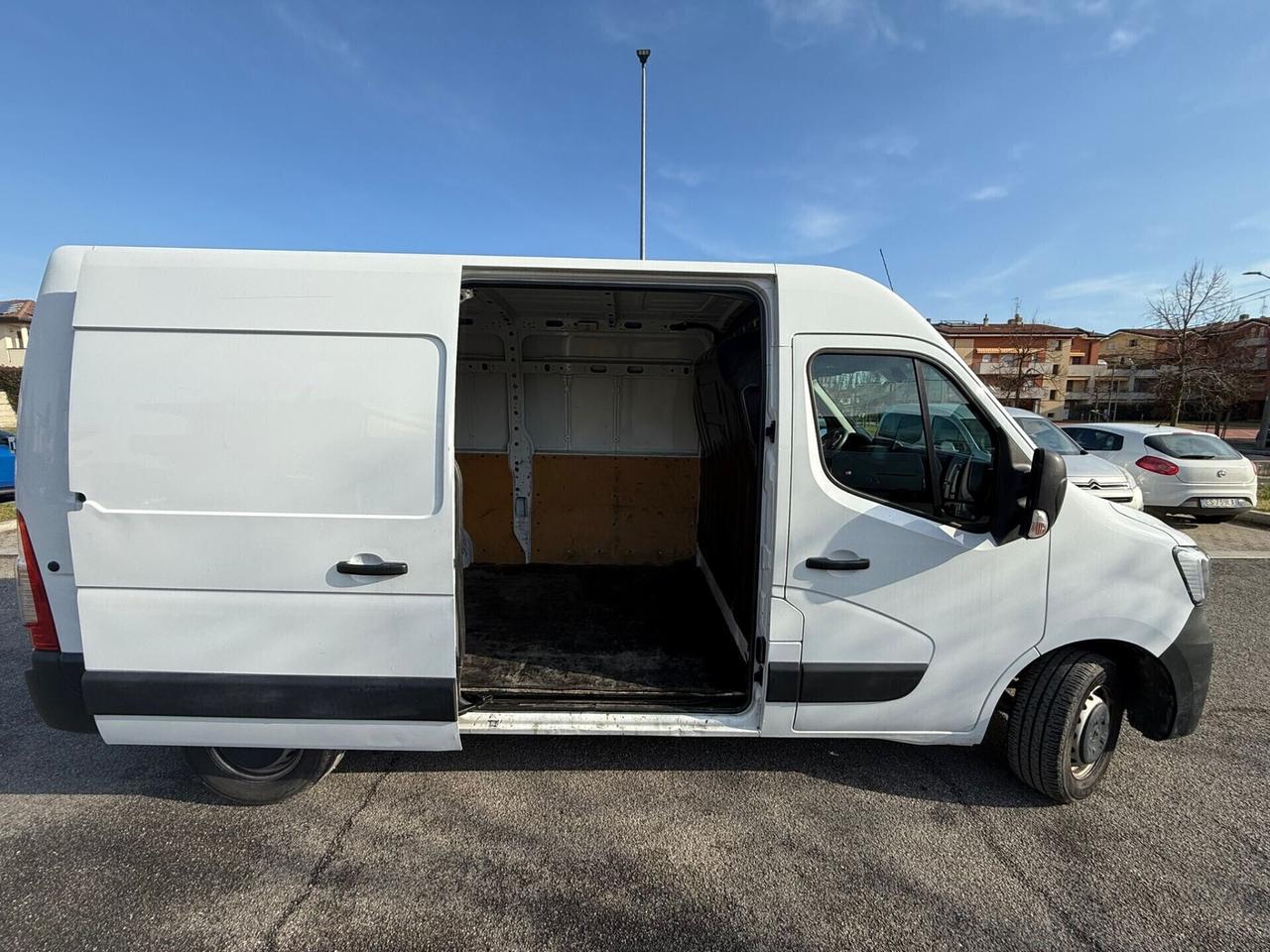 Renault Master T35 2.3 dCi 150 PM-TM Pianale Cabinato Energy Ice