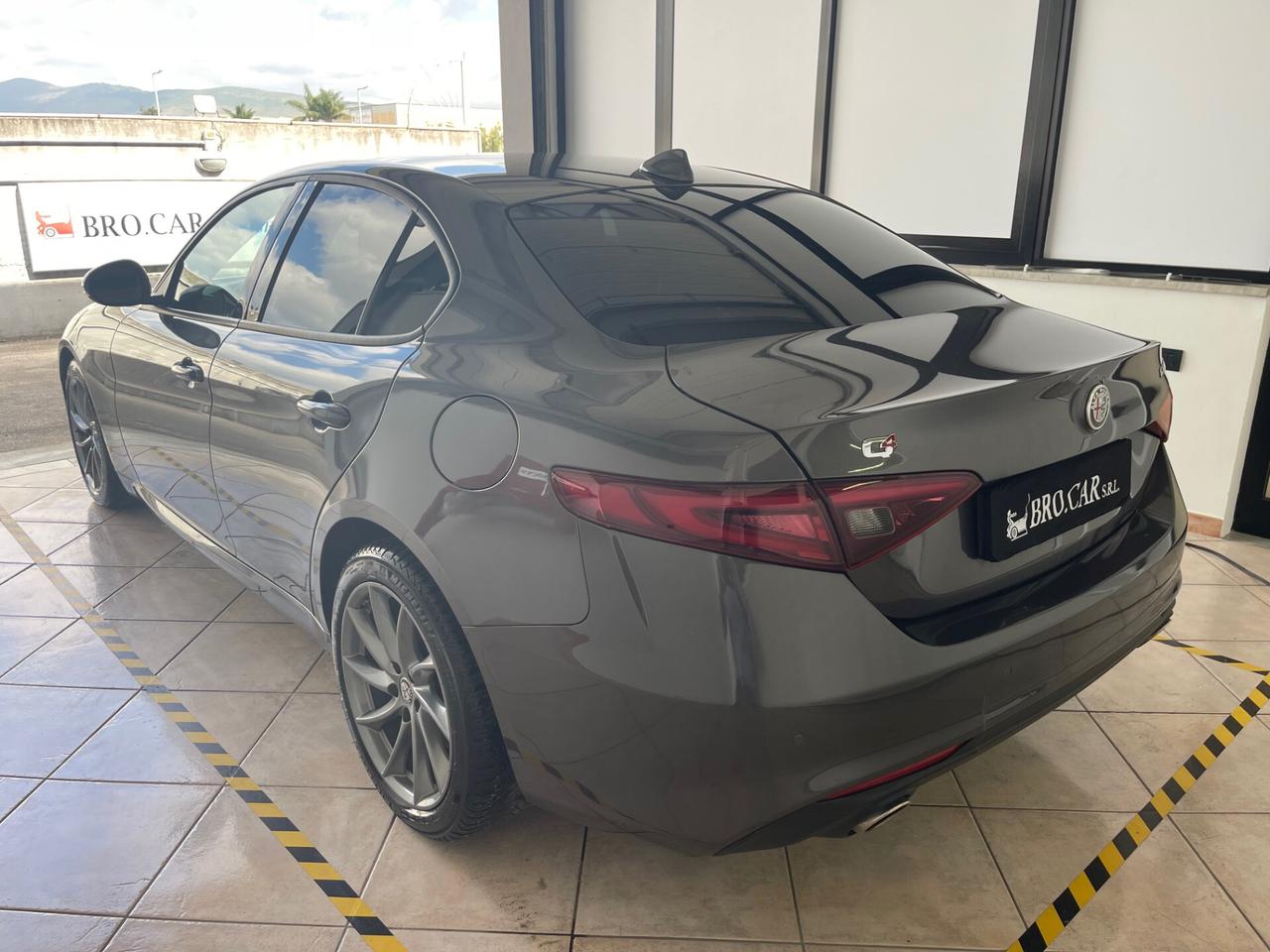 Alfa Romeo Giulia 2.2 Turbodiesel 180 CV AT8 AWD Q4 Super