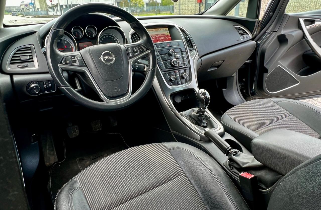 Opel Astra 1.7 CDTI 125CV 5 porte Cosmo Fleet