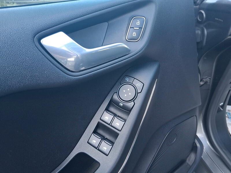 Ford Fiesta 1.0 Ecoboost Hybrid 125 CV 5 porte Titanium